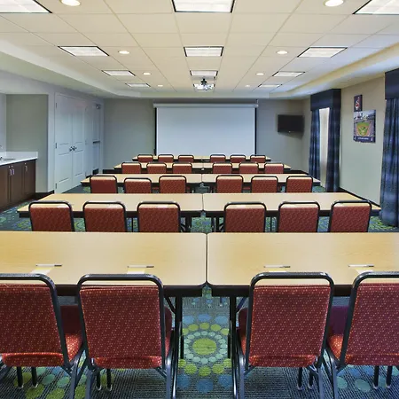 Hampton Inn & Suites - Elyria-2